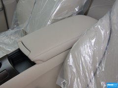 2013款 2.7L 自动 两驱豪华版5座