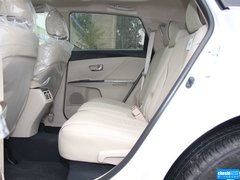 2013款 2.7L 自动 两驱豪华版5座