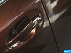 2013款 2.7L 自动 两驱豪华版5座