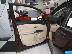 2013款 2.7L 自动 两驱豪华版5座