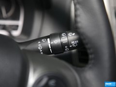 2013款 2.7L 自动 两驱豪华版5座