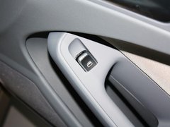 2013款 35TFSI 自动标准型