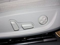 2013款 35TFSI 自动标准型