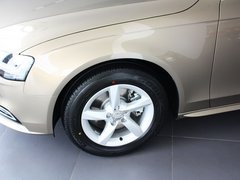 2013款 35TFSI 自动标准型