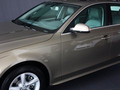 2013款 35TFSI 自动标准型