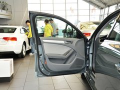 2013款 35TFSI 自动标准型