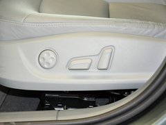 2013款 35TFSI 自动标准型