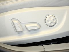 2013款 35TFSI 自动标准型
