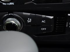 2013款 35TFSI 自动标准型