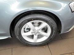 2013款 35TFSI 自动标准型