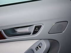 2013款 35TFSI 自动舒适型