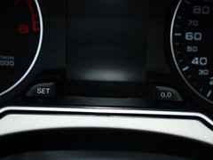 2013款 35TFSI 自动舒适型