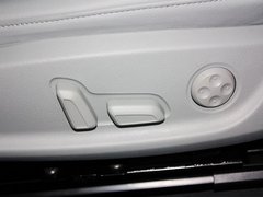 2013款 35TFSI 自动舒适型
