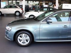 2013款 35TFSI 自动舒适型