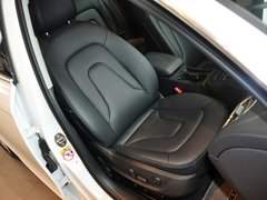 2013款 35TFSI 自动舒适型