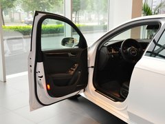2013款 35TFSI 自动舒适型