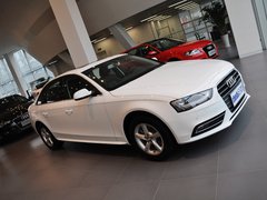 2013款 35TFSI 自动舒适型
