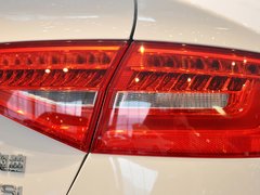 2013款 35TFSI 自动舒适型