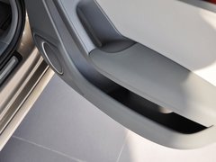 2013款 35TFSI 自动豪华型