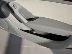 2013款 35TFSI 自动豪华型