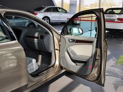 2013款 35TFSI 自动豪华型