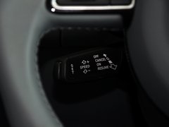 2013款 35TFSI 自动豪华型
