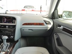 2013款 35TFSI 自动豪华型