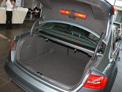 奥迪A4L 2013款 40TFSI DCT quattro 运动型