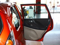 2012款 1.4L 手動(dòng) 兩廂舒適型VVT