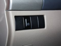 2012款 1.4L 手动 两厢舒适型VVT