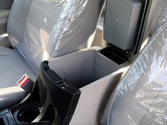 2012款 2.8T 手动 柴油商务版