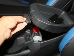 2012款 1.6T 自动 豪华版