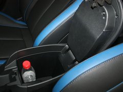 2012款 1.6T 自动 豪华版