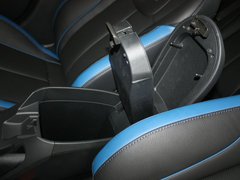 2012款 1.6T 自动 豪华版