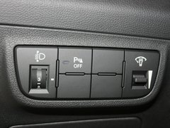 2012款 1.6T 自动 豪华版