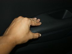 2012款 1.6T 自动 豪华版