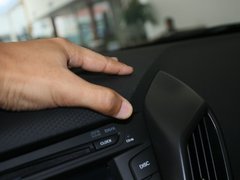 2012款 1.6T 自动 豪华版
