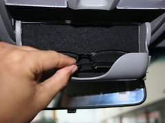 2012款 1.6T 自动 豪华版