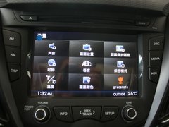 2012款 1.6T 自动 豪华版