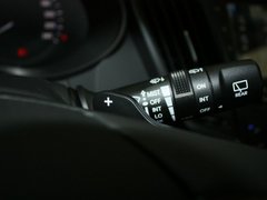 2012款 1.6T 自动 豪华版