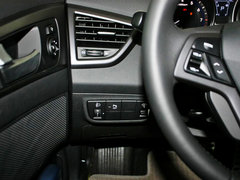 2012款 1.6T 自动 豪华版