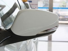 2012款 1.6T 自动 豪华版