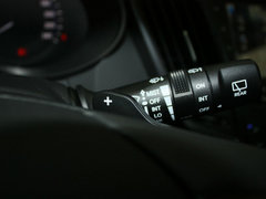 2012款 1.6T 自动 豪华版