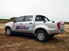 2012款 2.4L 手动 汽油四驱SLX