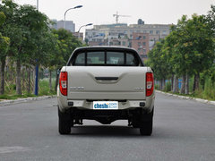 2012款 2.4L 手动 汽油四驱SLX