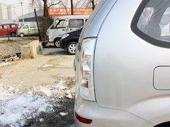 2011款 1.3L 手动 超值版 5座
