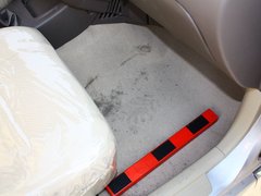 2011款 1.3L 手动 超值版 5座