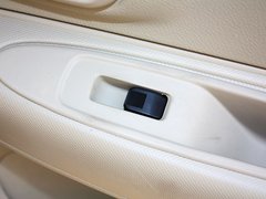 2011款 1.3L 手动 超值版 5座