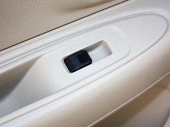 2011款 1.3L 手动 超值版 5座