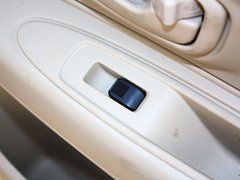 2011款 1.3L 手动 超值版 5座